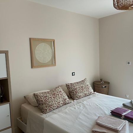 Ampus Belle Maison Contemporaine מראה חיצוני תמונה