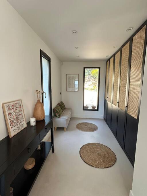 Ampus Belle Maison Contemporaine מראה חיצוני תמונה