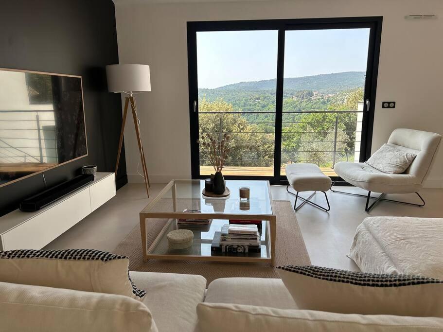 Ampus Belle Maison Contemporaine מראה חיצוני תמונה